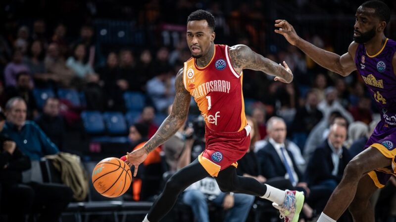 Dee Bost resmen Asvel’de