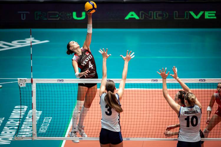 Geleceğin Sultanları İtalya’ya Kaybetti ve Yarı Finale Kalamadı