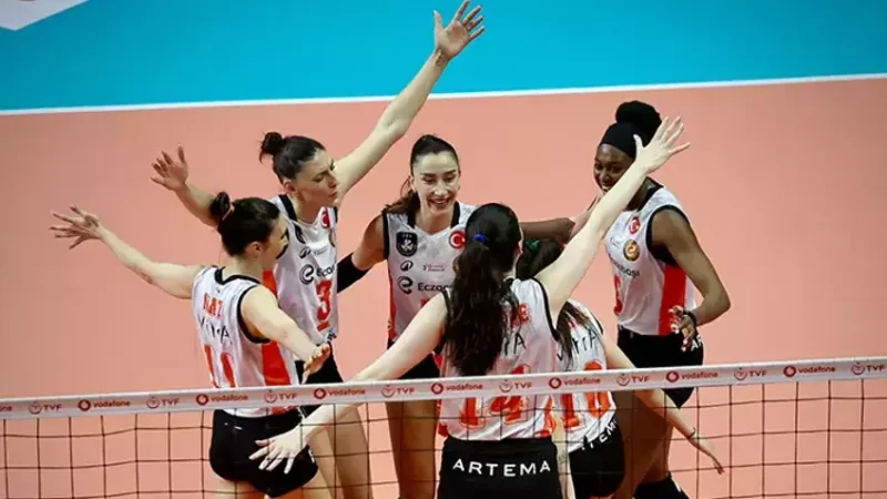 Sinead Jack Kısal ”Çok Güçlü Bir Takımız”