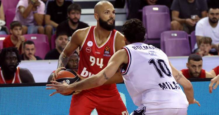 Milano’yu Yenen Olympiacos Finalde