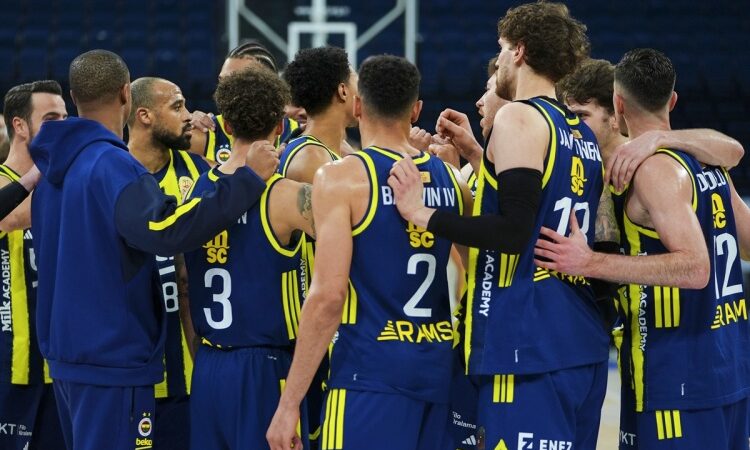 Fenerbahçe Beko Erokspor Engelini de Aştı